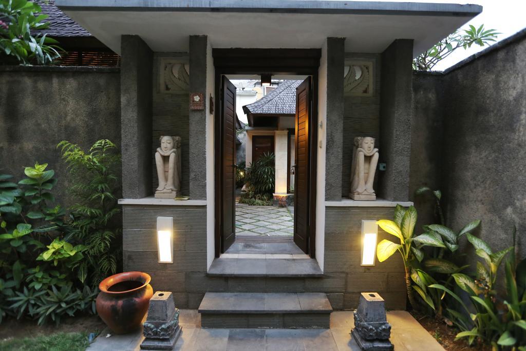 The Sanyas Suite Bali Seminyak Buitenkant foto